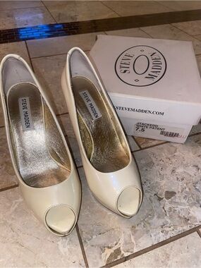 Steve Madden Ivory Patent Peep-Toe Pumps